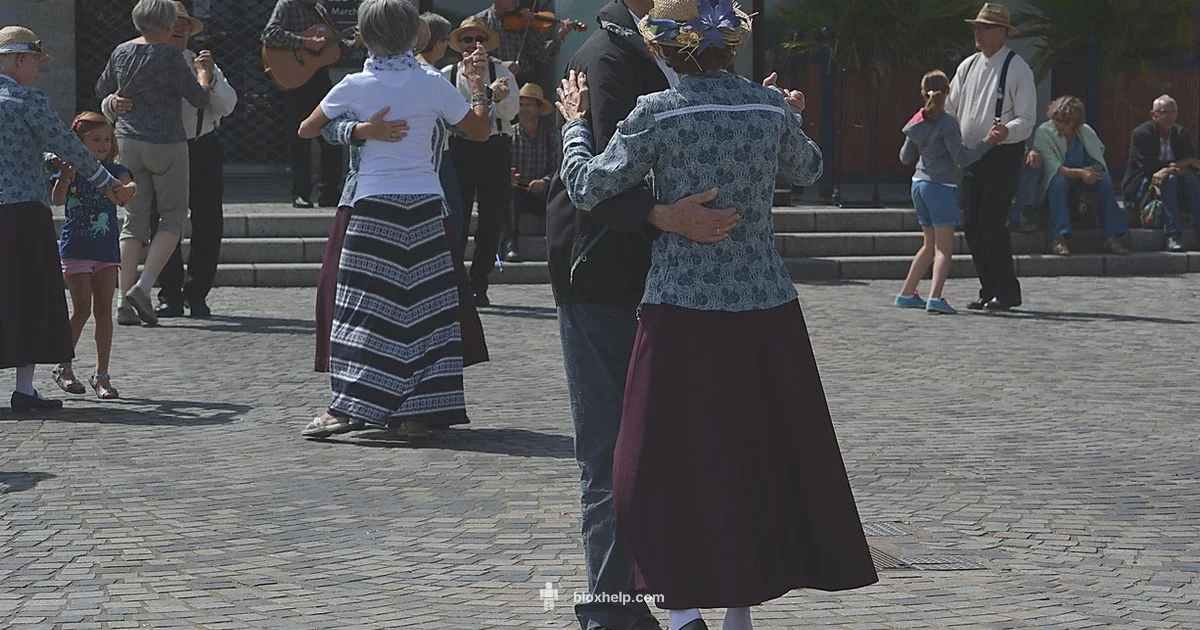 Dance in Roblox Guide - Blox Help