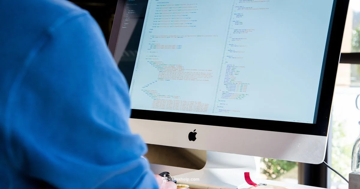 Roblox vs Minecraft - Blox Help