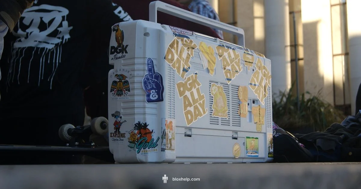 Roblox decals guide - Blox Help